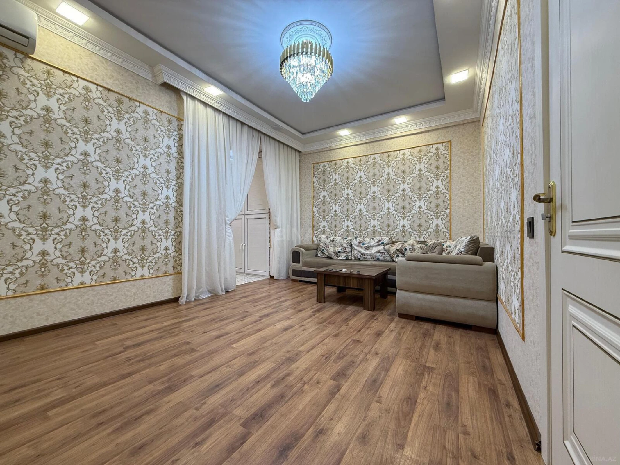 Satılır 3 otaqlı mənzil 90 m²