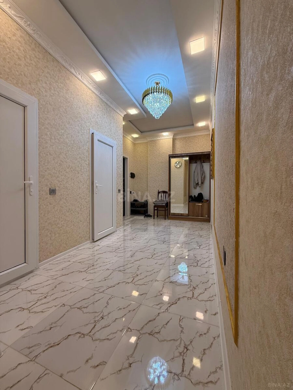 Satılır 3 otaqlı mənzil 90 m²