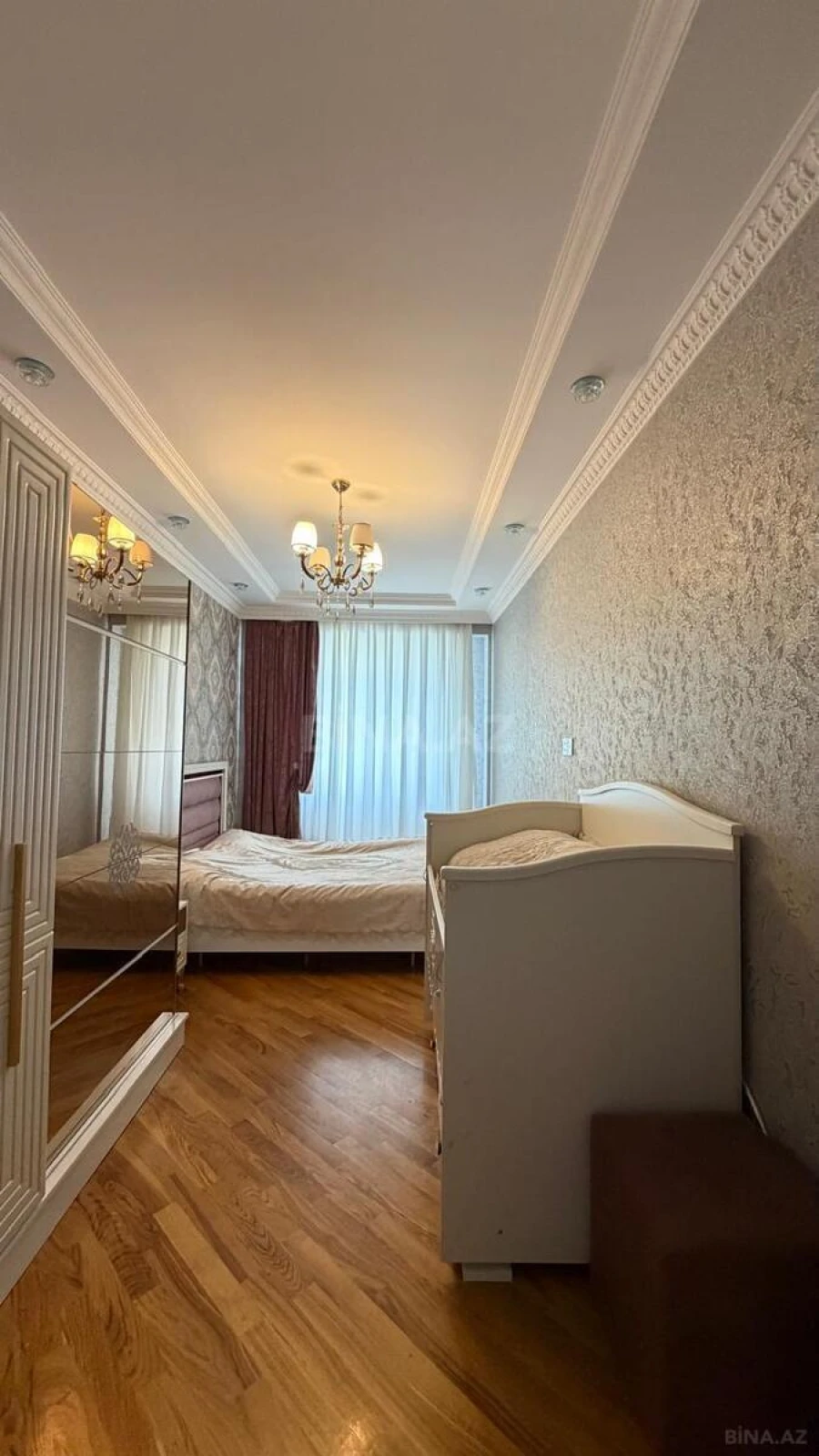 Satılır 2 otaqlı mənzil 80 m²