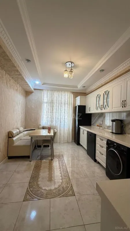 Satılır 2 otaqlı mənzil 80 m²