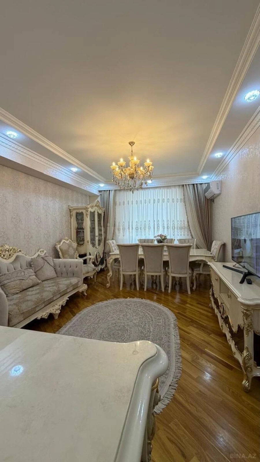 Satılır 2 otaqlı mənzil 80 m²