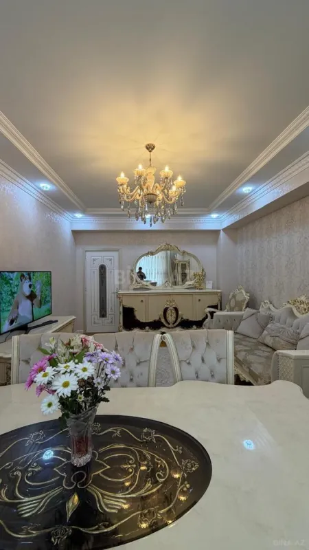 Satılır 2 otaqlı mənzil 80 m²