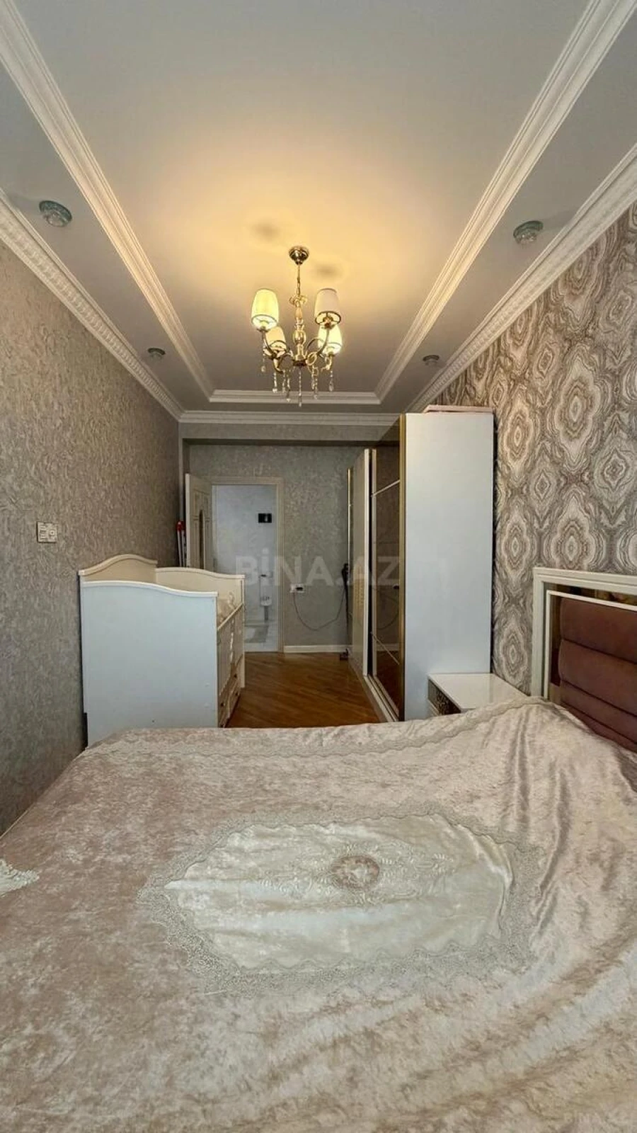 Satılır 2 otaqlı mənzil 80 m²