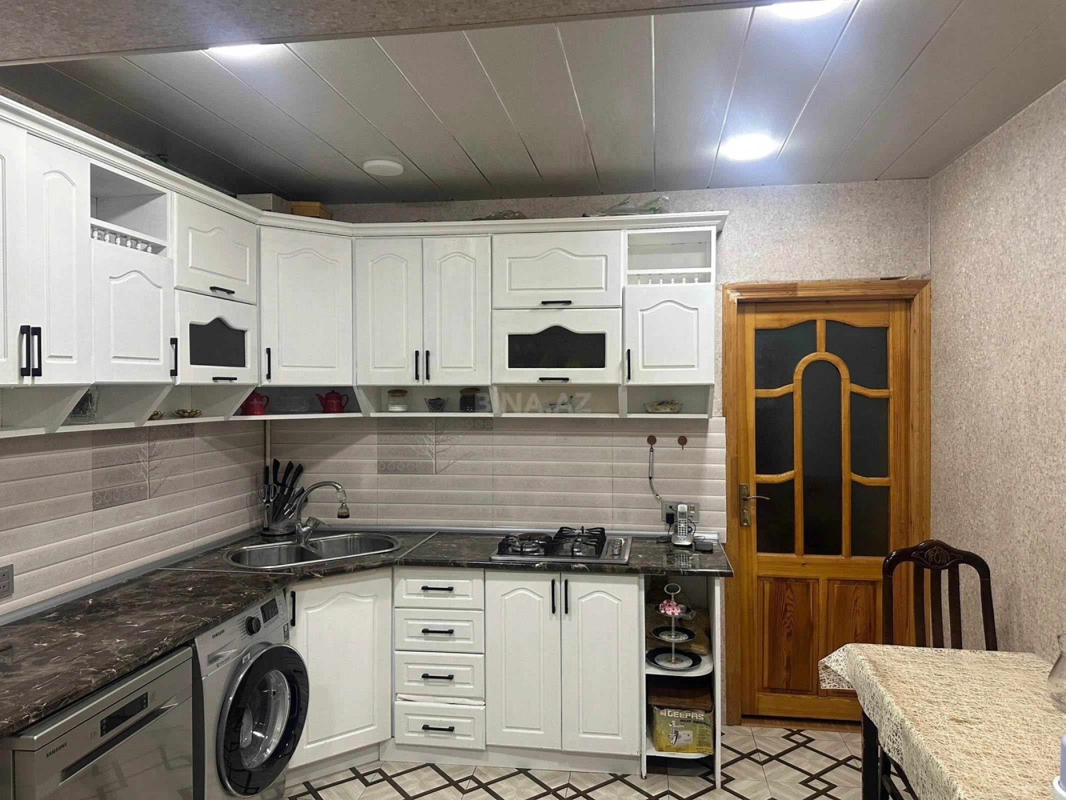 Satılır 3 otaqlı mənzil 60 m²
