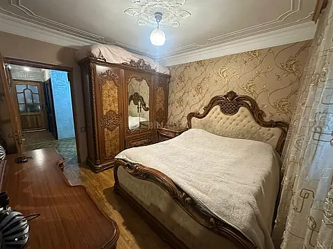 Satılır 3 otaqlı mənzil 60 m²