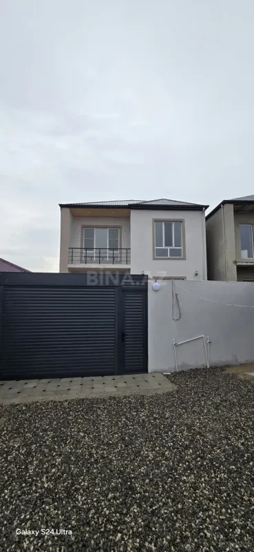 Satılır 4 otaqlı həyət evi 115 m²