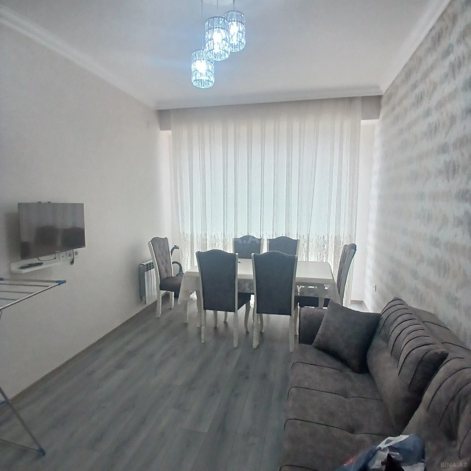 Kirayə verilir 2 otaqlı mənzil 65 m²