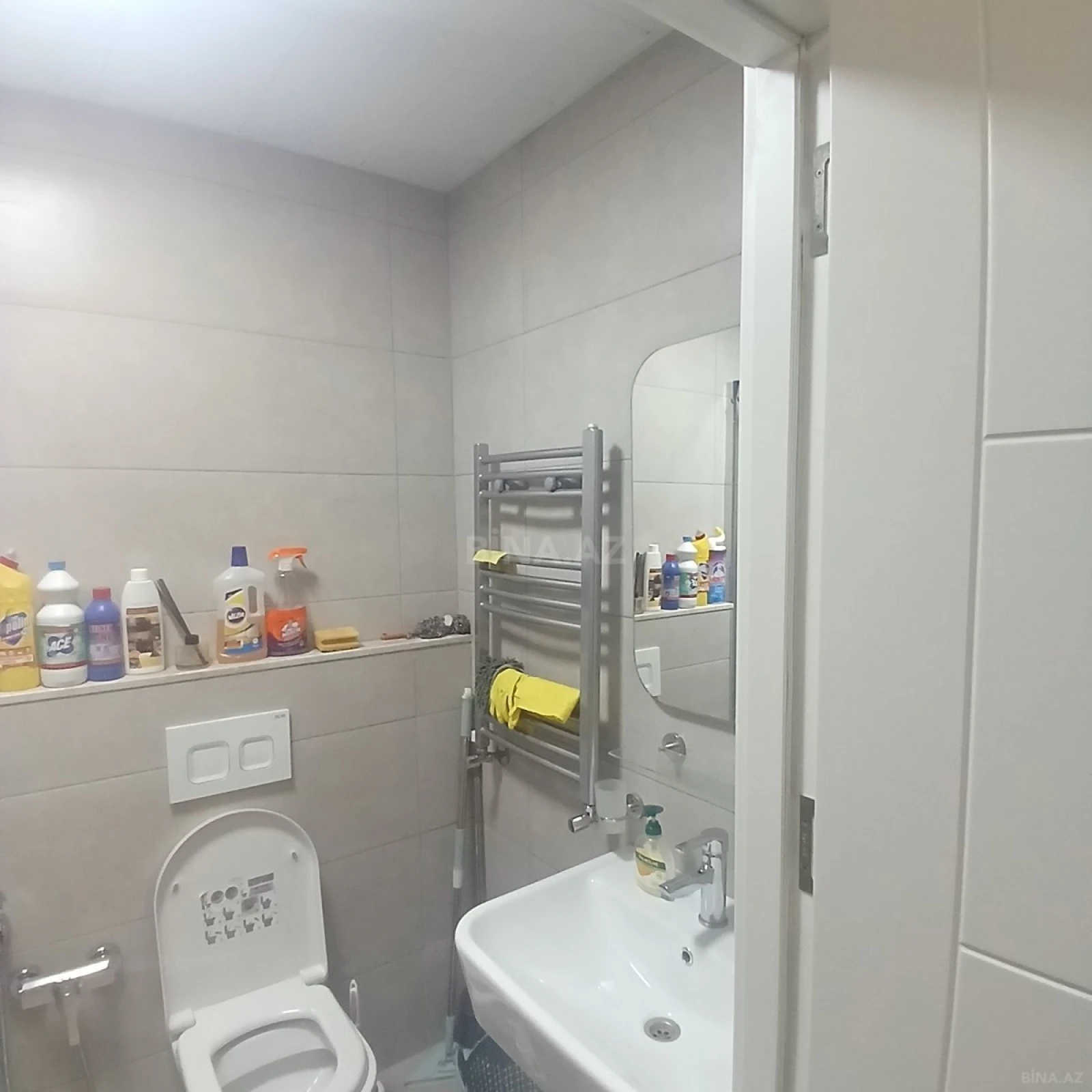 Kirayə verilir 2 otaqlı mənzil 65 m²