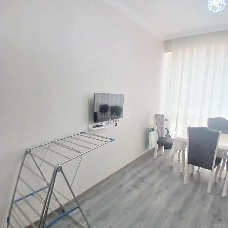Kirayə verilir 2 otaqlı mənzil 65 m²