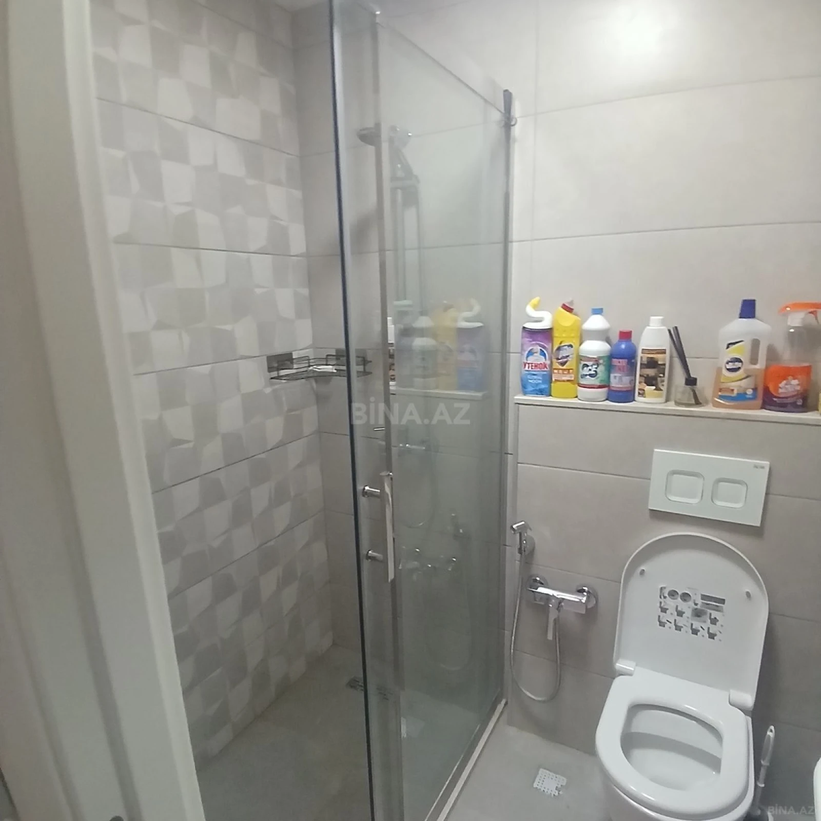 Kirayə verilir 2 otaqlı mənzil 65 m²