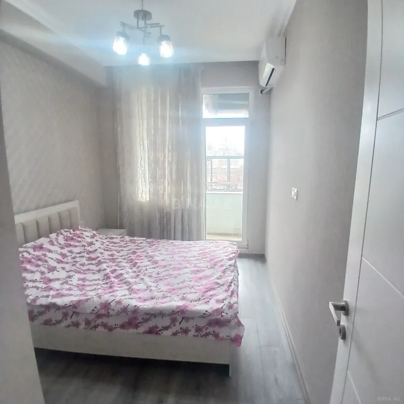 Kirayə verilir 2 otaqlı mənzil 65 m²