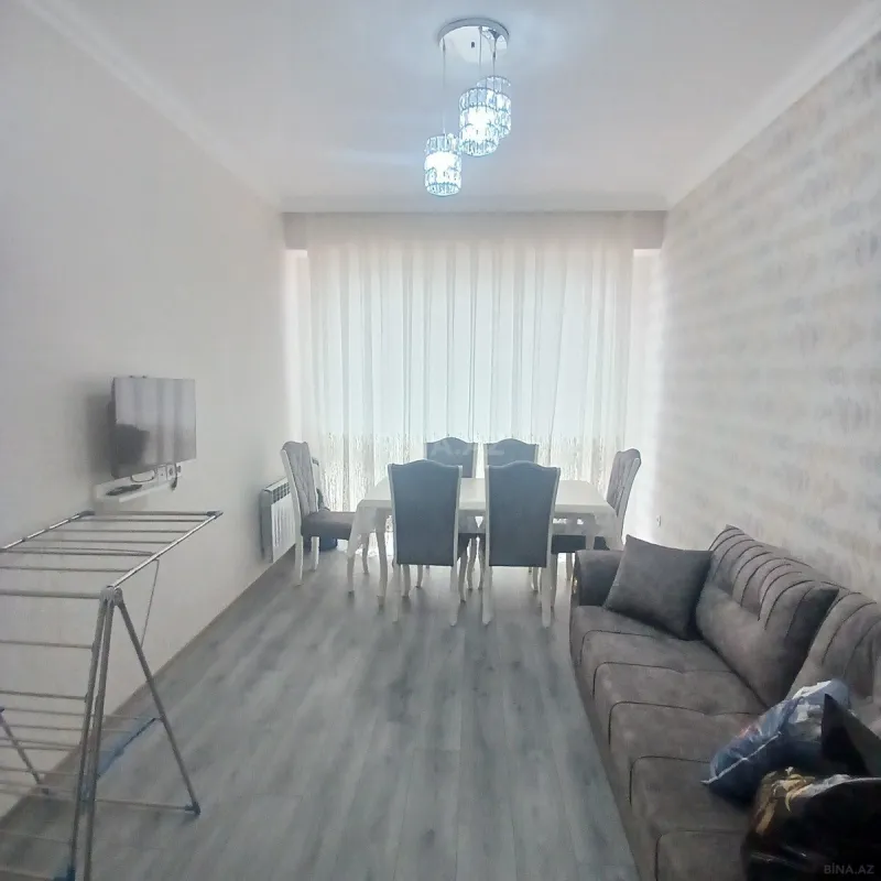 Kirayə verilir 2 otaqlı mənzil 65 m²