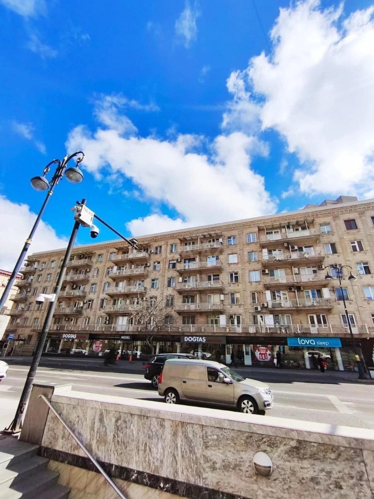 Satılır 3 otaqlı mənzil 75 m²