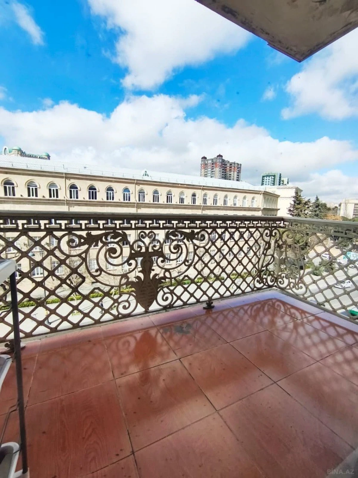 Satılır 3 otaqlı mənzil 75 m²