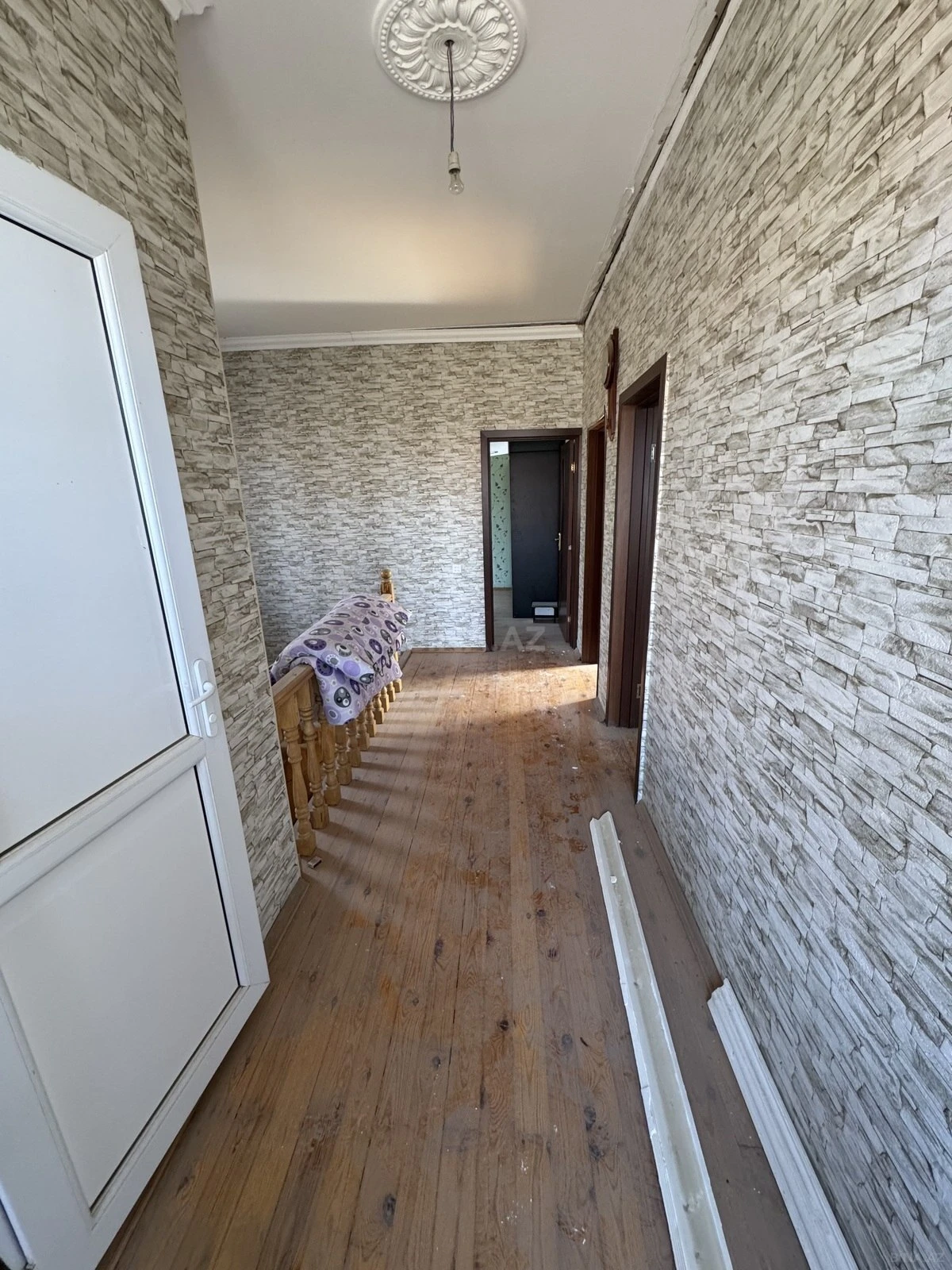 Satılır 4 otaqlı həyət evi 150 m²