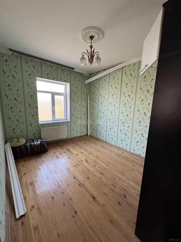 Satılır 4 otaqlı həyət evi 150 m²