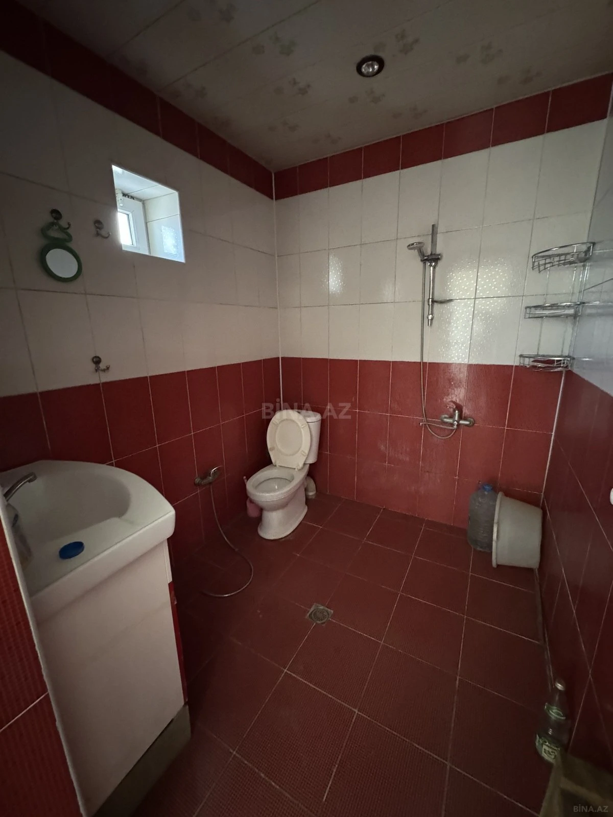 Satılır 4 otaqlı həyət evi 150 m²