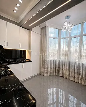 Satılır 2 otaqlı mənzil 65 m²