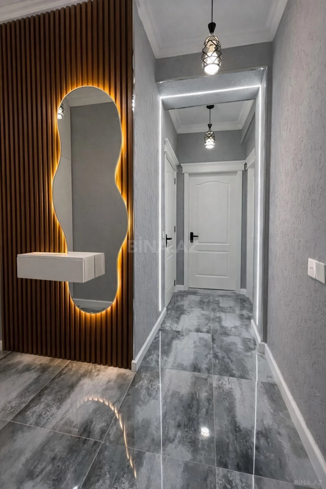 Satılır 2 otaqlı mənzil 65 m²