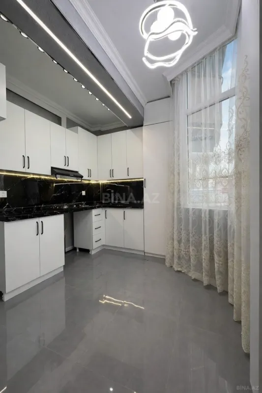 Satılır 2 otaqlı mənzil 65 m²