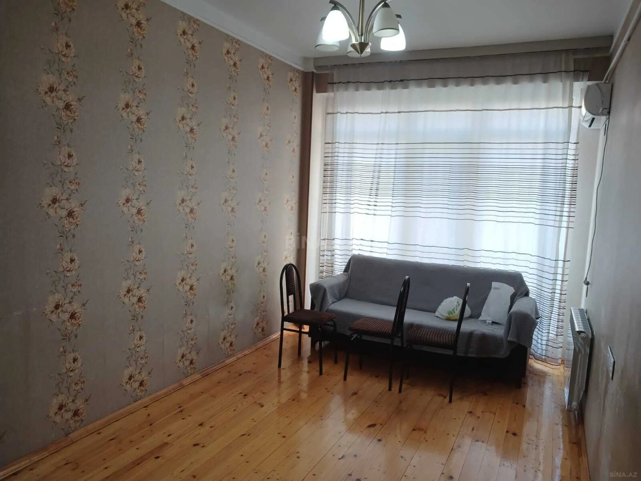 Kirayə verilir 2 otaqlı mənzil 55 m²