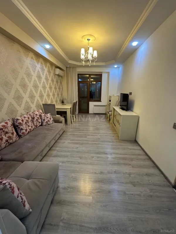 Satılır 3 otaqlı mənzil 71.5 m²