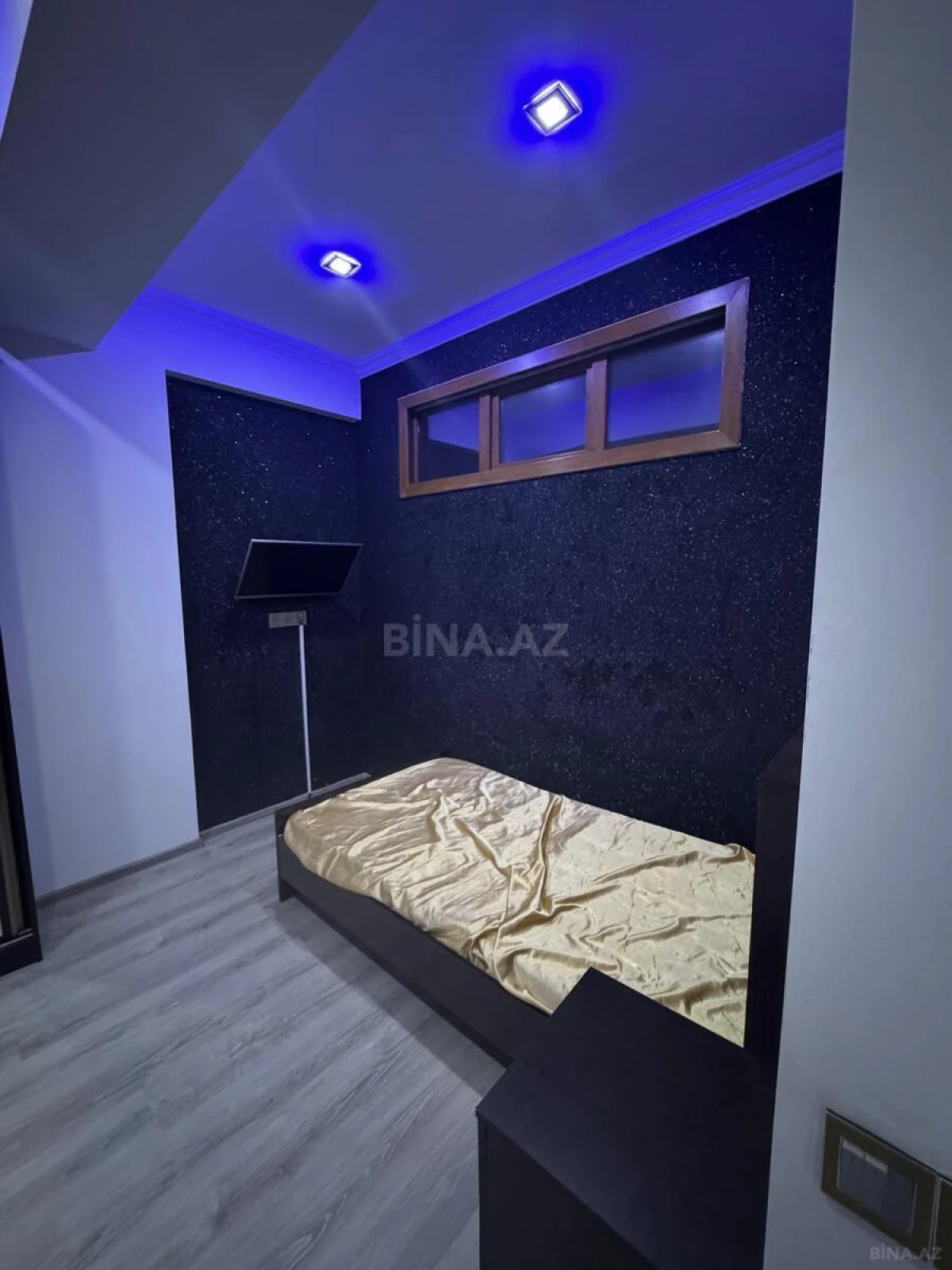 Satılır 3 otaqlı mənzil 71.5 m²