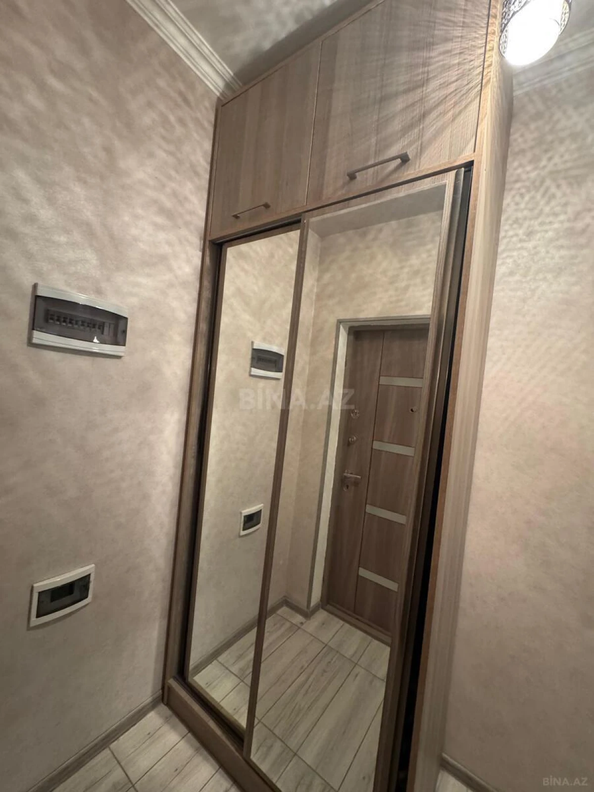 Satılır 3 otaqlı mənzil 71.5 m²