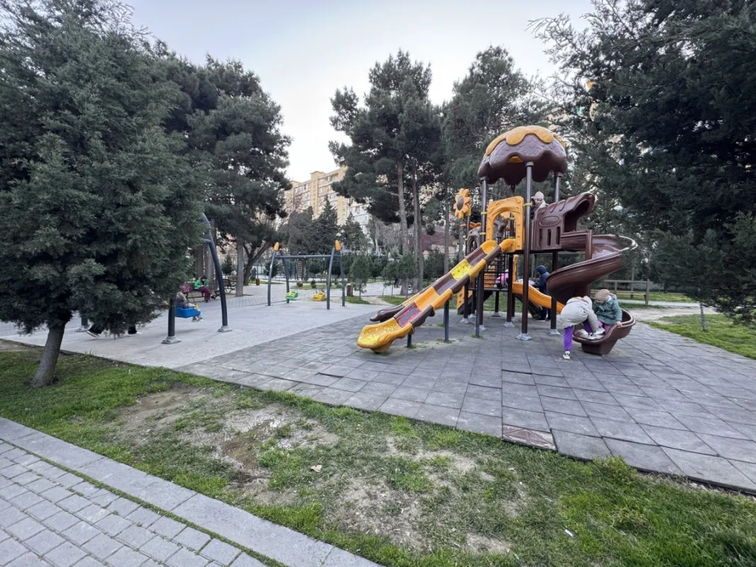 Satılır 2 otaqlı mənzil 55 m²