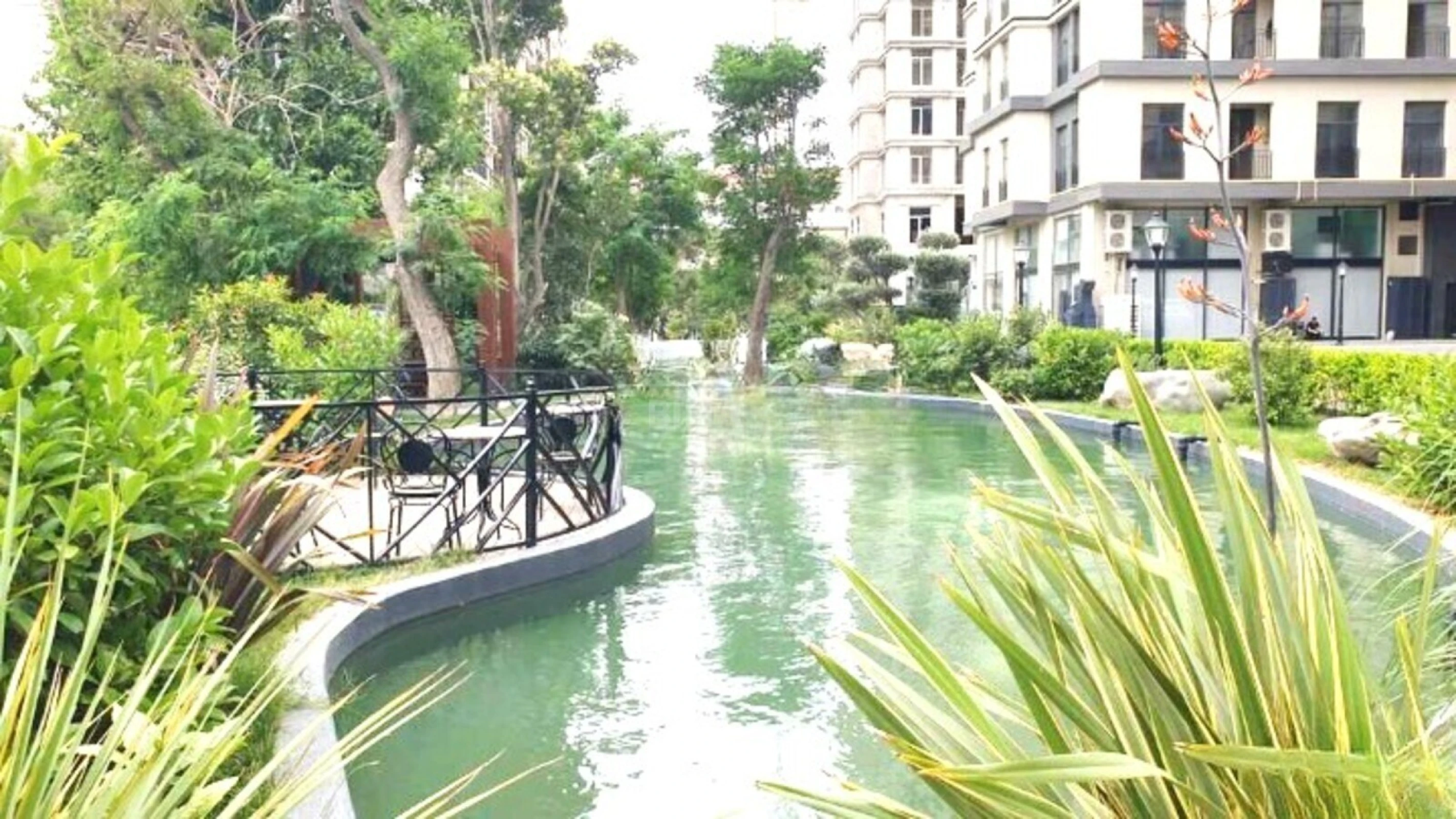 Satılır 3 otaqlı mənzil 105 m²