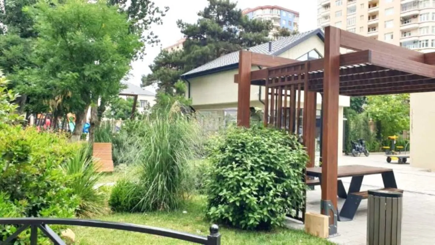 Satılır 3 otaqlı mənzil 105 m²