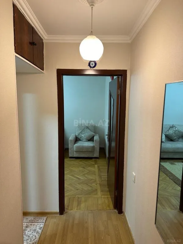 Kirayə verilir 2 otaqlı mənzil 65 m²