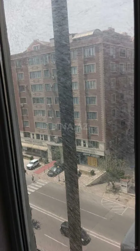 Satılır 3 otaqlı mənzil 82 m²