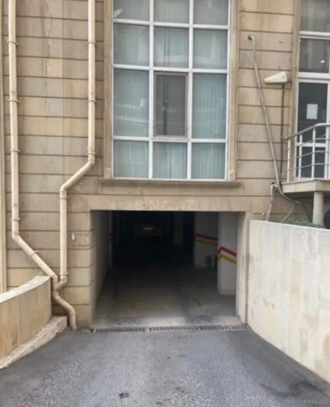 Satılır qaraj 20 m²