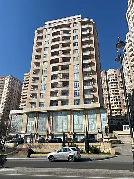 Satılır qaraj 20 m²