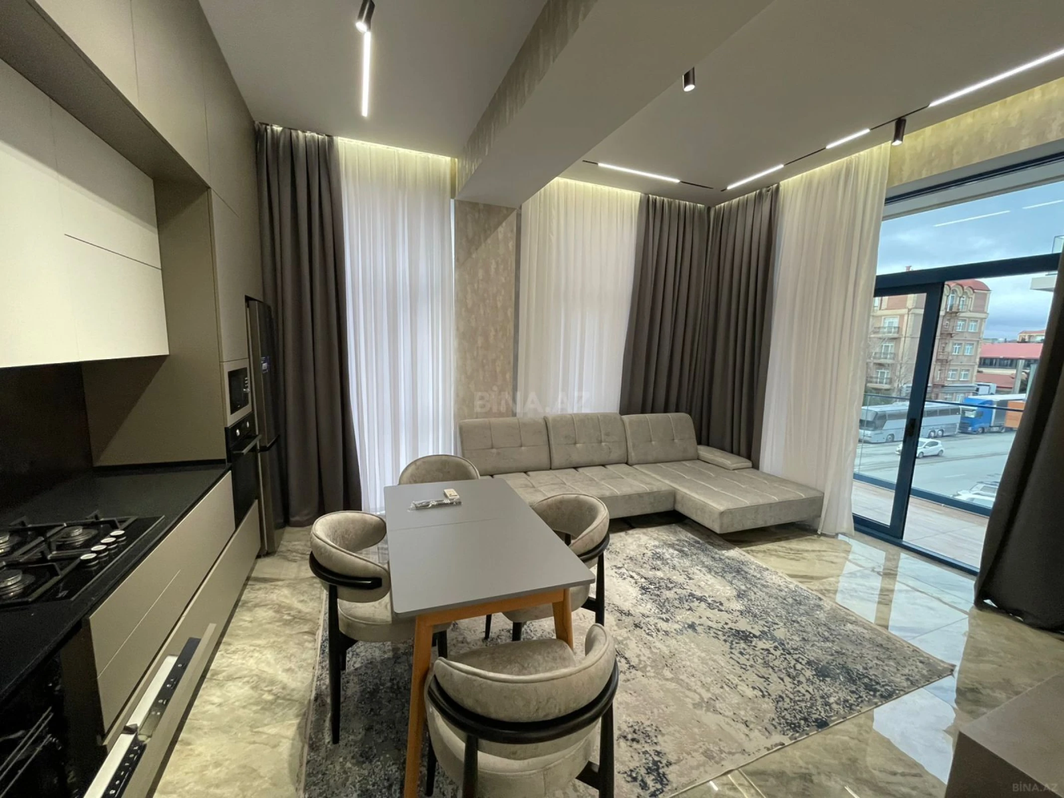 Kirayə verilir 3 otaqlı mənzil 90 m²