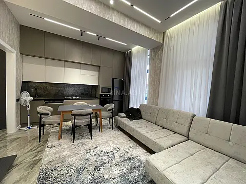 Kirayə verilir 3 otaqlı mənzil 90 m² — Bakı, Şıxov 3 otaq 90.00 m²