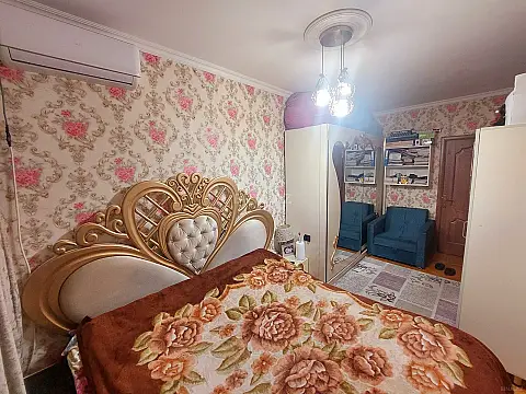 Satılır 2 otaqlı mənzil 50 m²