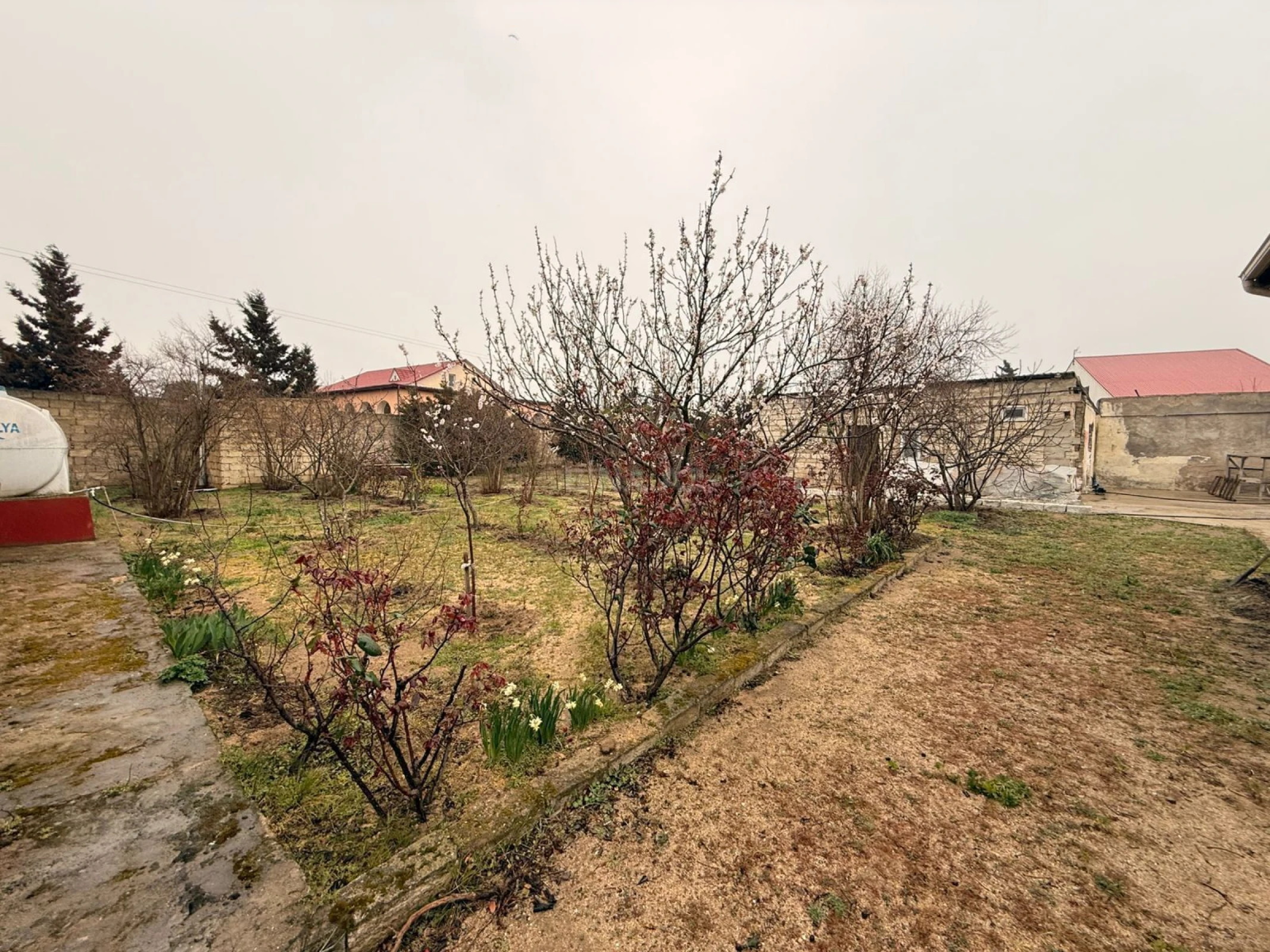 Satılır torpaq sahəsi 15 m²