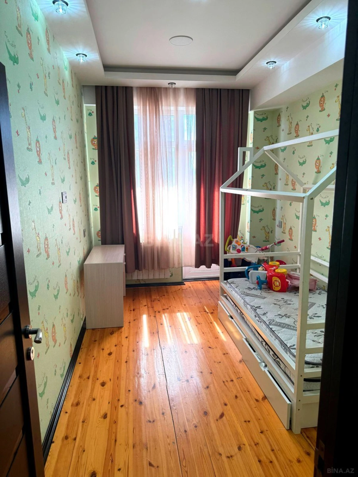 Satılır 3 otaqlı mənzil 88 m²