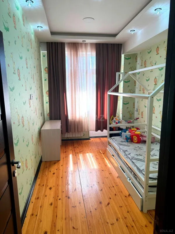 Satılır 3 otaqlı mənzil 88 m²