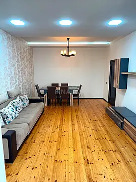 Satılır 3 otaqlı mənzil 88 m²