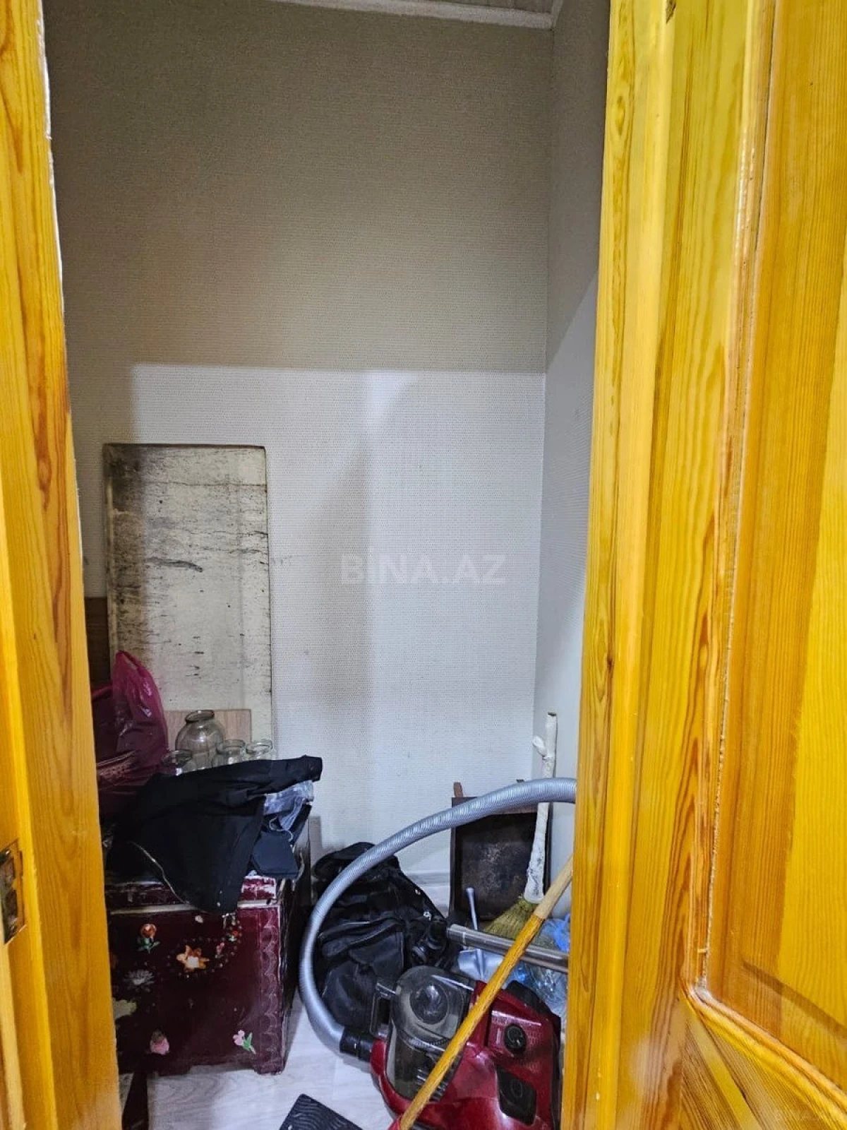 Satılır 2 otaqlı mənzil 75 m²