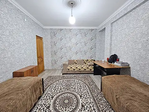 Satılır 2 otaqlı mənzil 75 m²