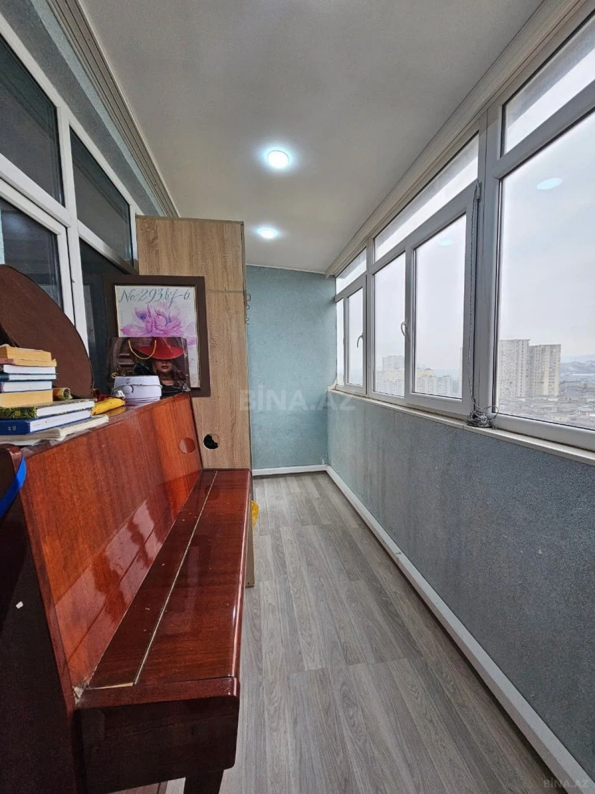 Satılır 2 otaqlı mənzil 75 m²