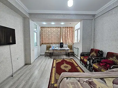 Satılır 2 otaqlı mənzil 75 m²