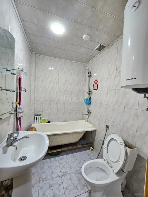 Satılır 2 otaqlı mənzil 75 m²