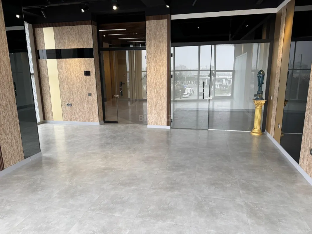 Kirayə verilir 3 otaqlı ofis 55 m²