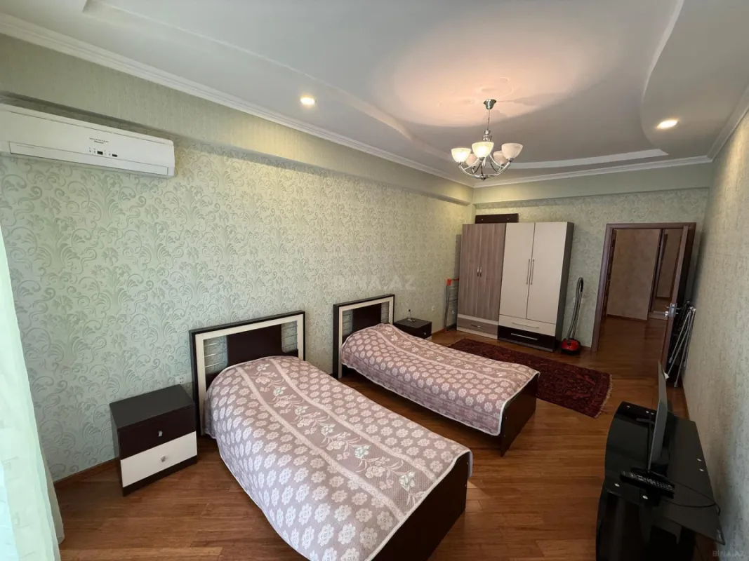 Kirayə verilir 3 otaqlı mənzil 120 m²