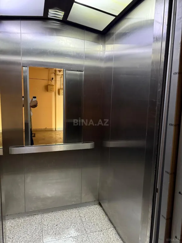 Kirayə verilir 3 otaqlı mənzil 120 m²